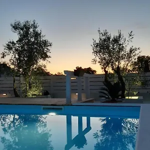 Nina Apartman